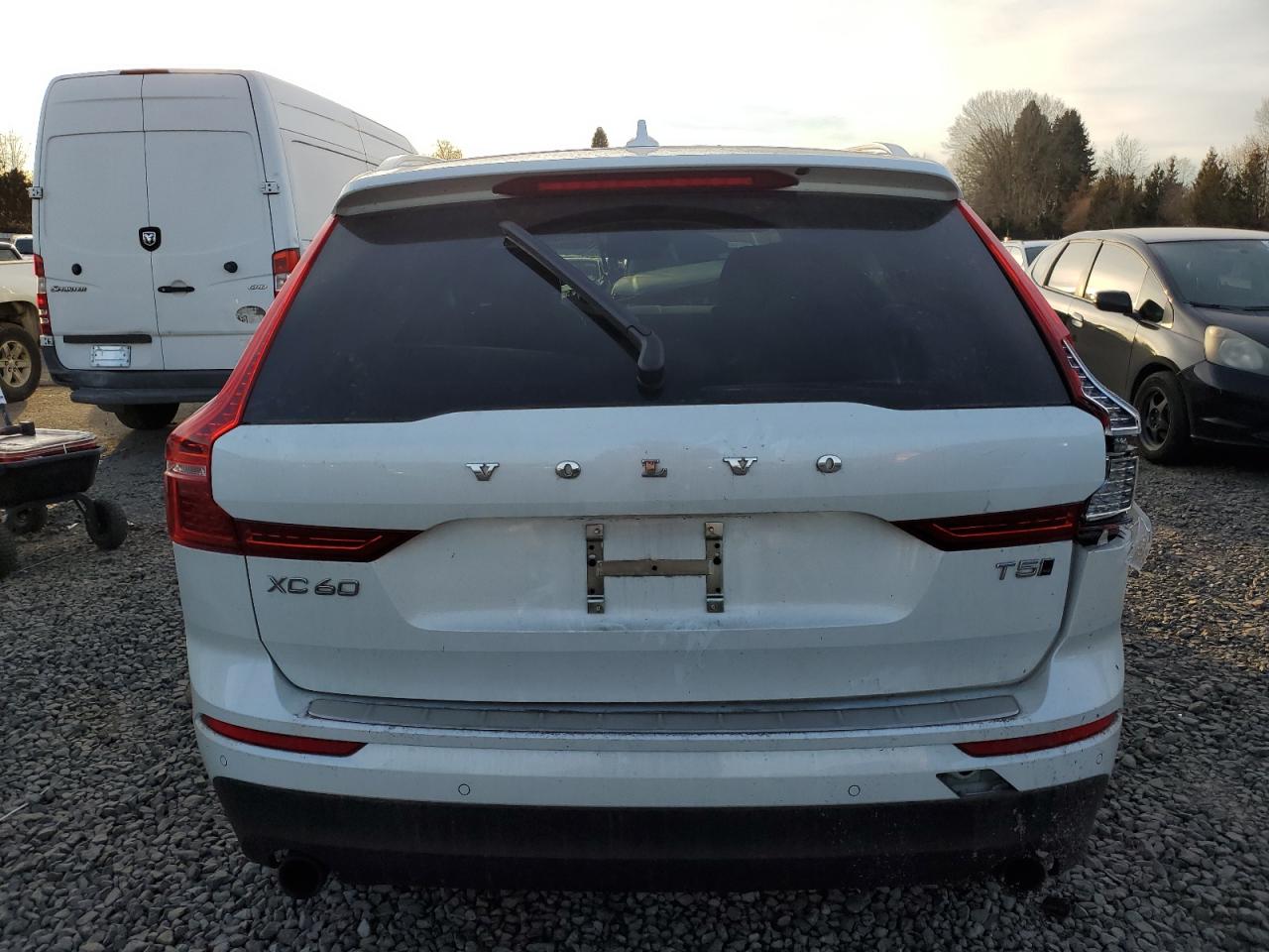 2019 Volvo Xc60 T5 VIN: LYV102RK5KB336513 Lot: 44835095