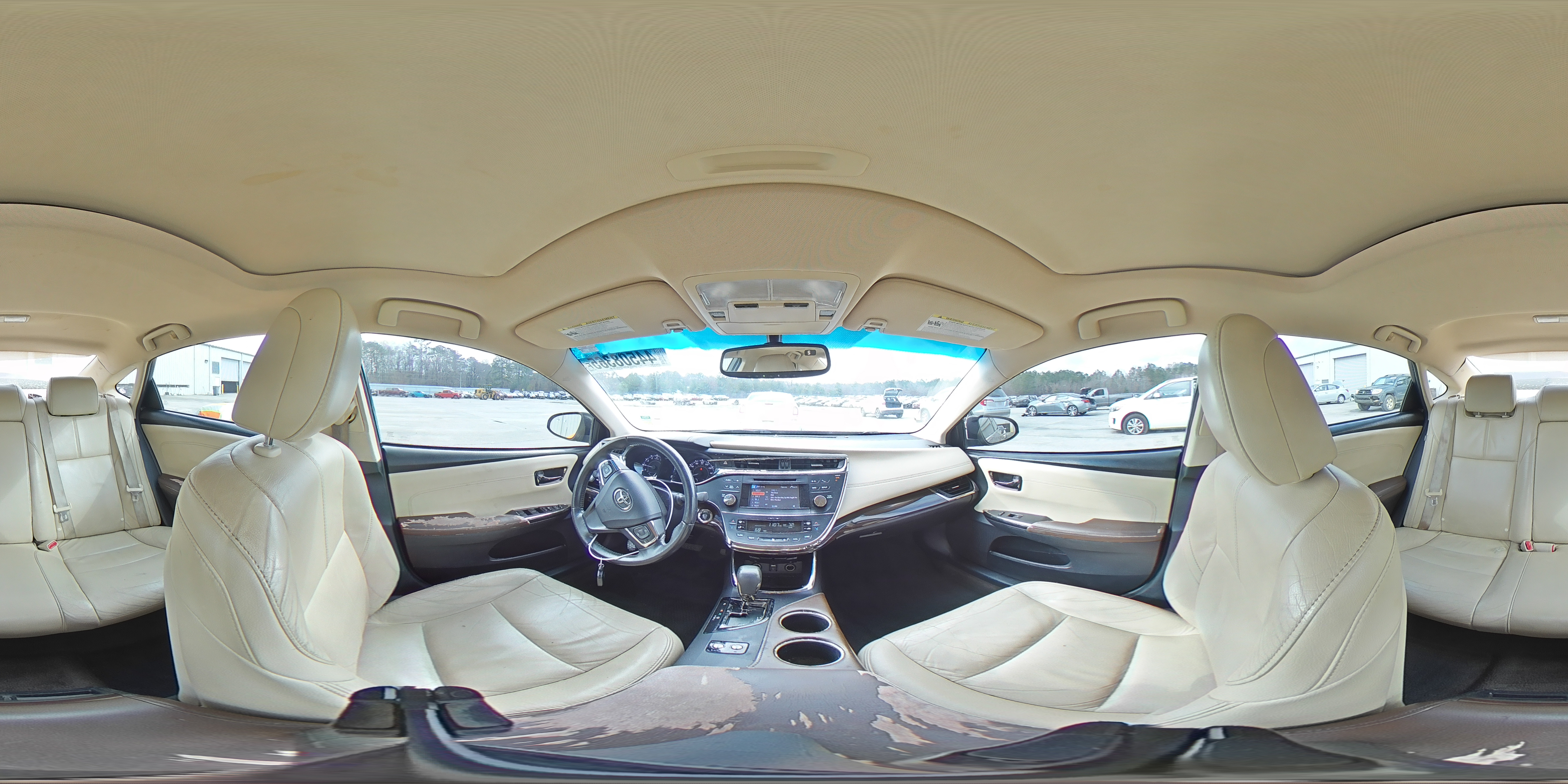 2013 Toyota Avalon - Image 12