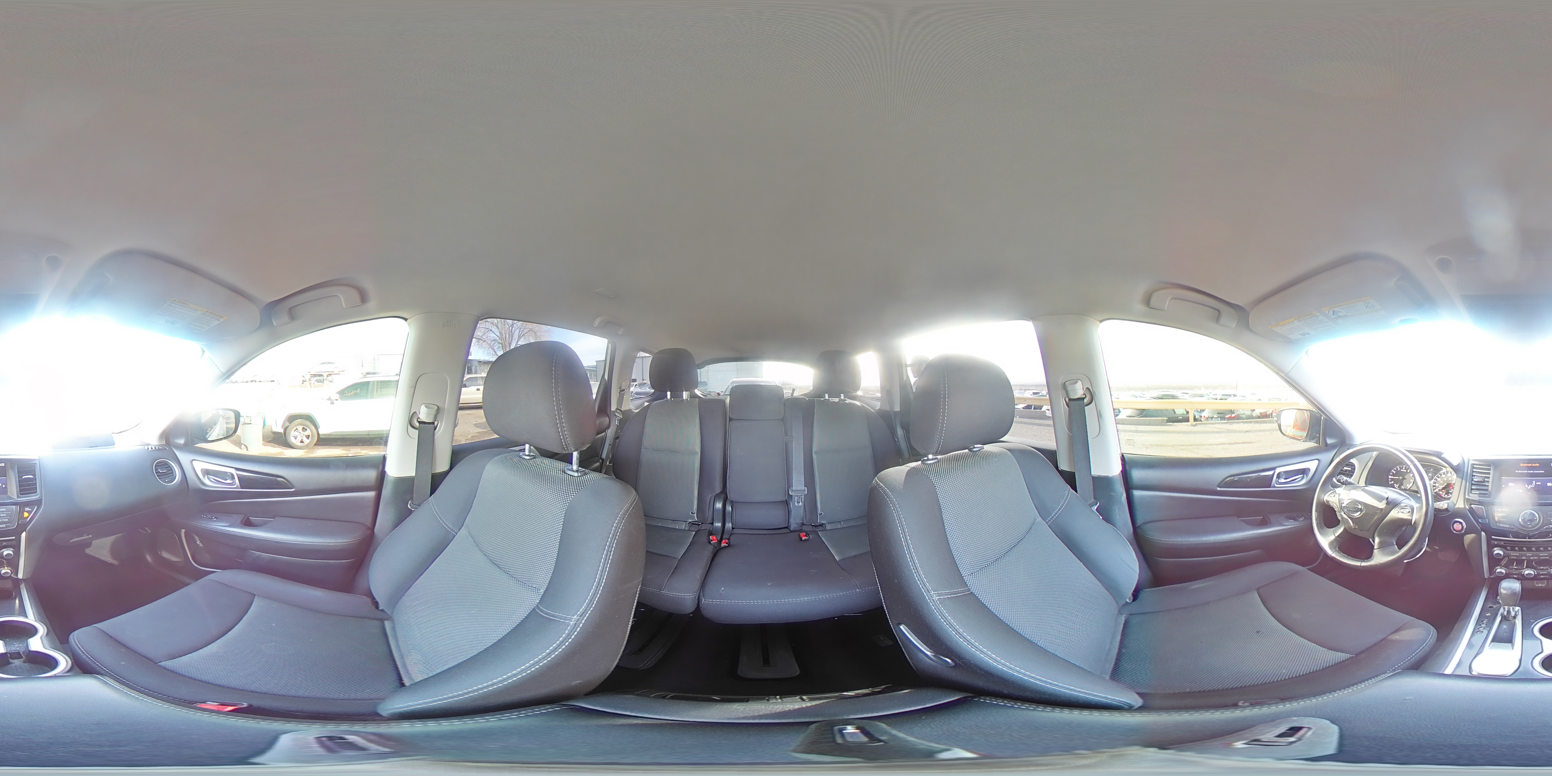 2018 Nissan Pathfinder - Image 14