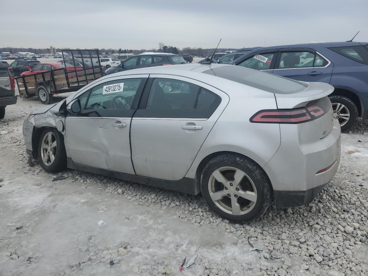2013 Chevrolet Volt - Image 2