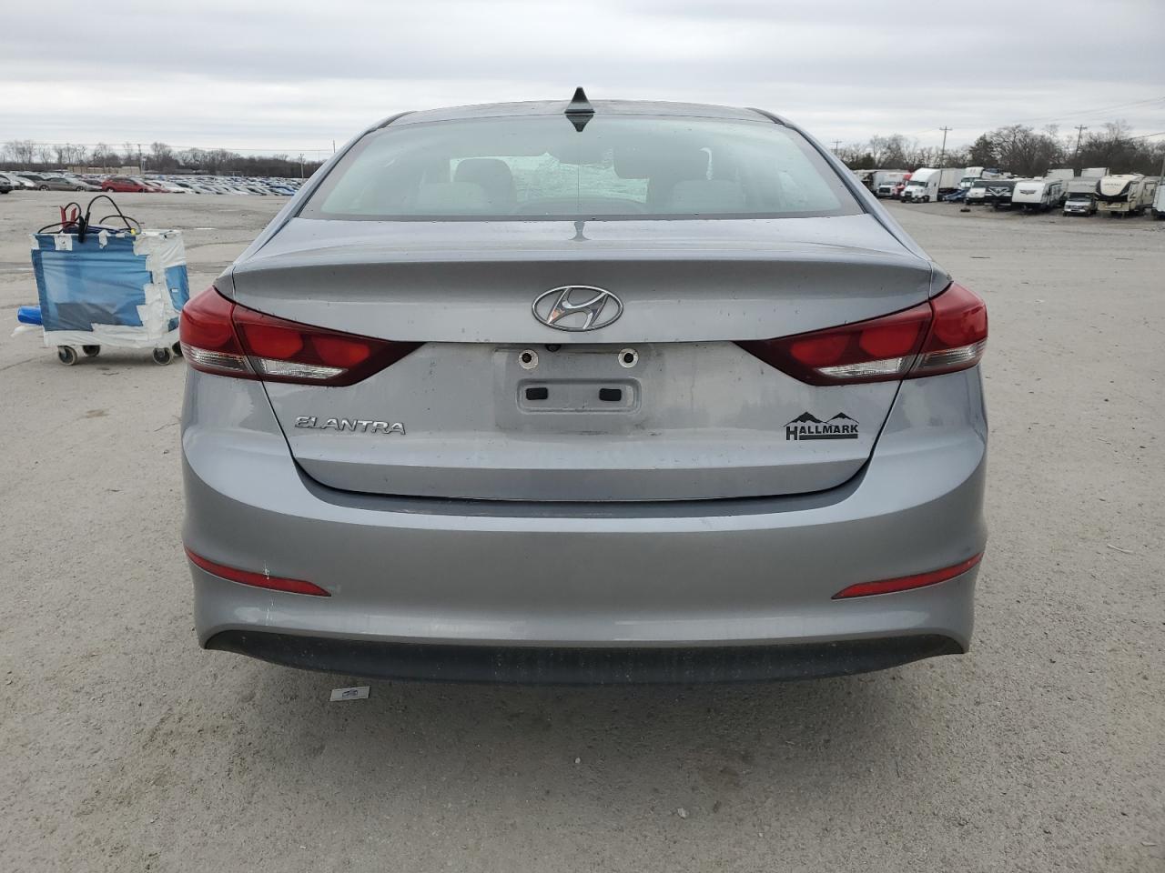 2017 Hyundai Elantra - Image 6