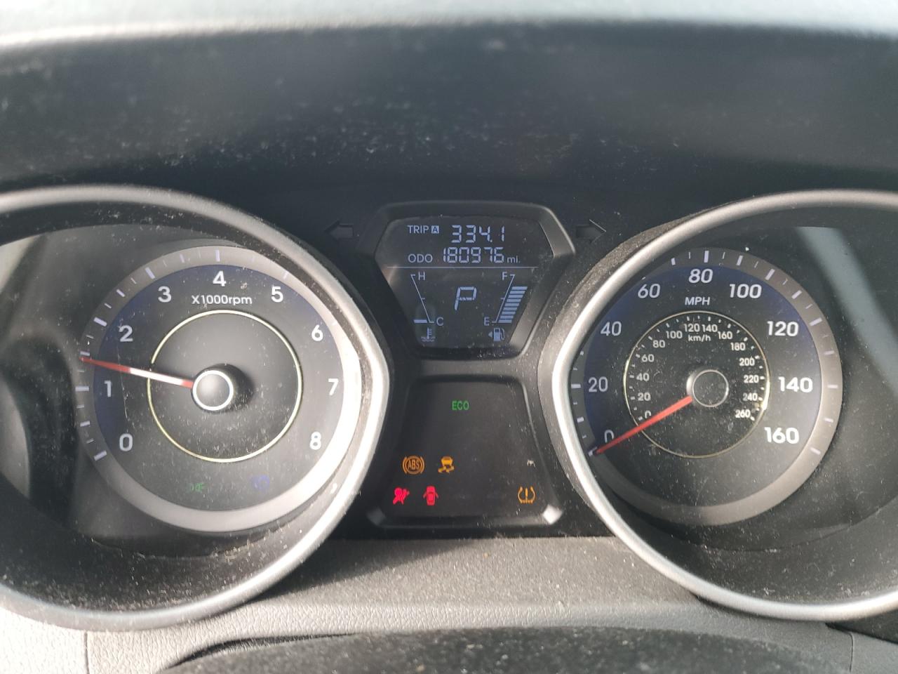 2012 Hyundai Elantra - Image 9