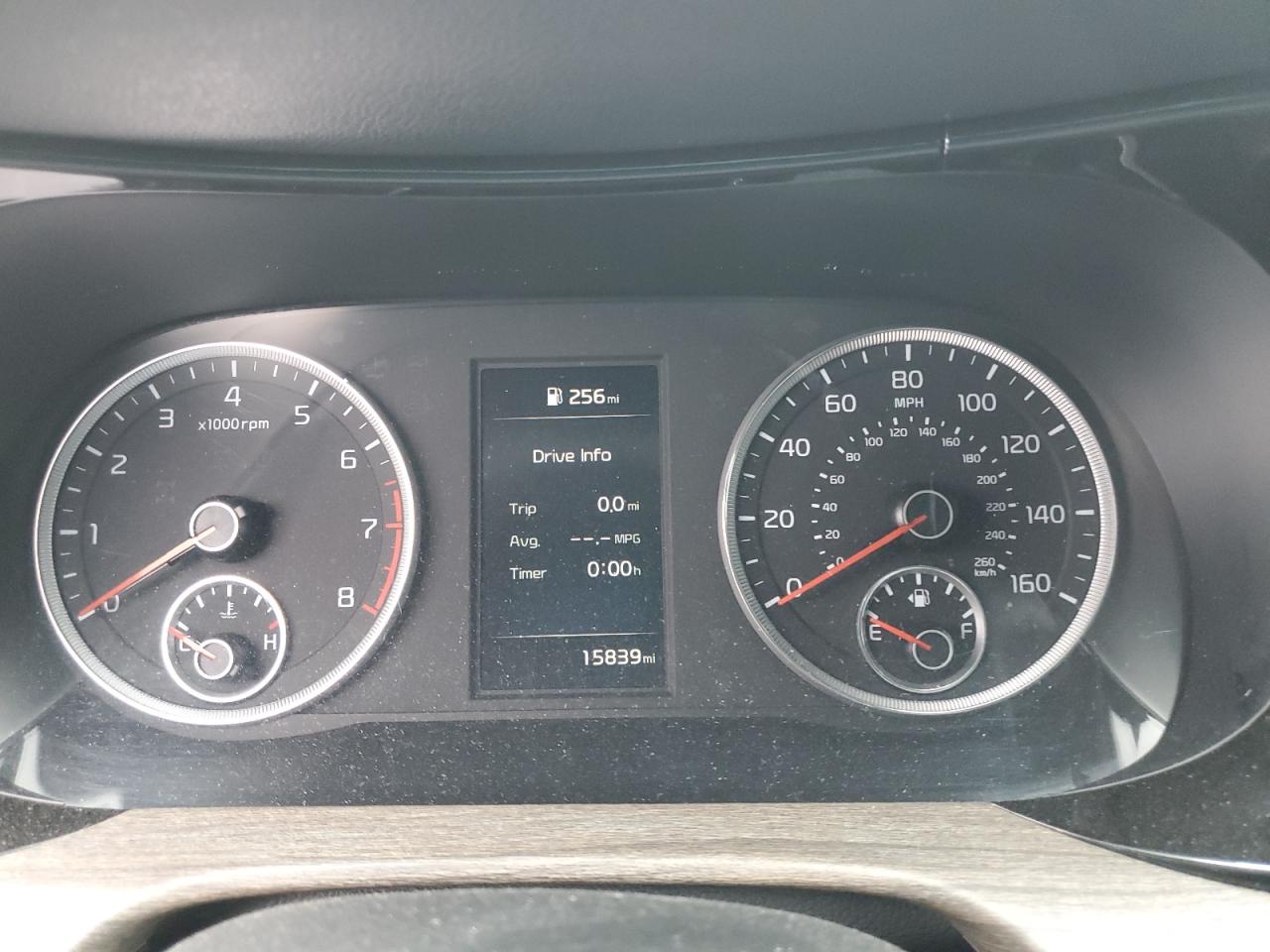 2024 Kia K5 - Image 9