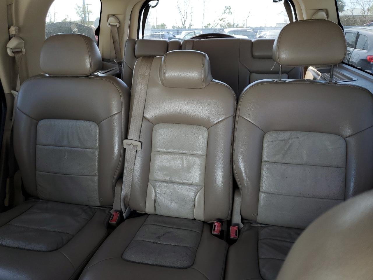 2004 Ford Expedition - Image 10