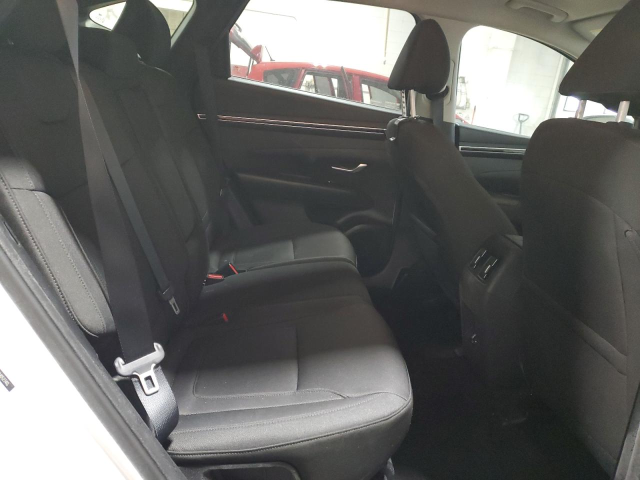 2022 Hyundai Tucson - Image 11