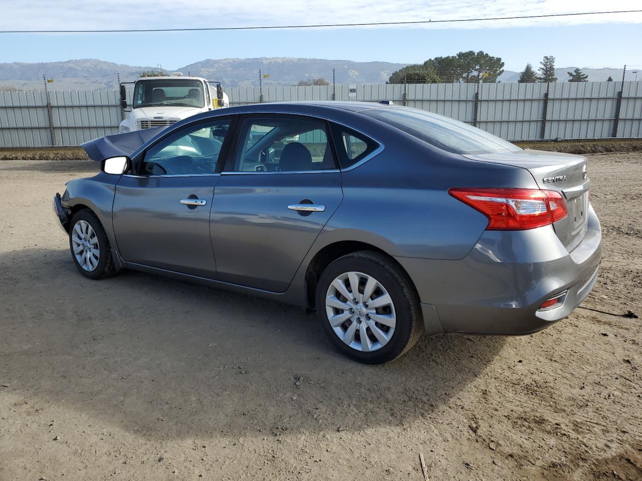 2016 Nissan Sentra - Image 2