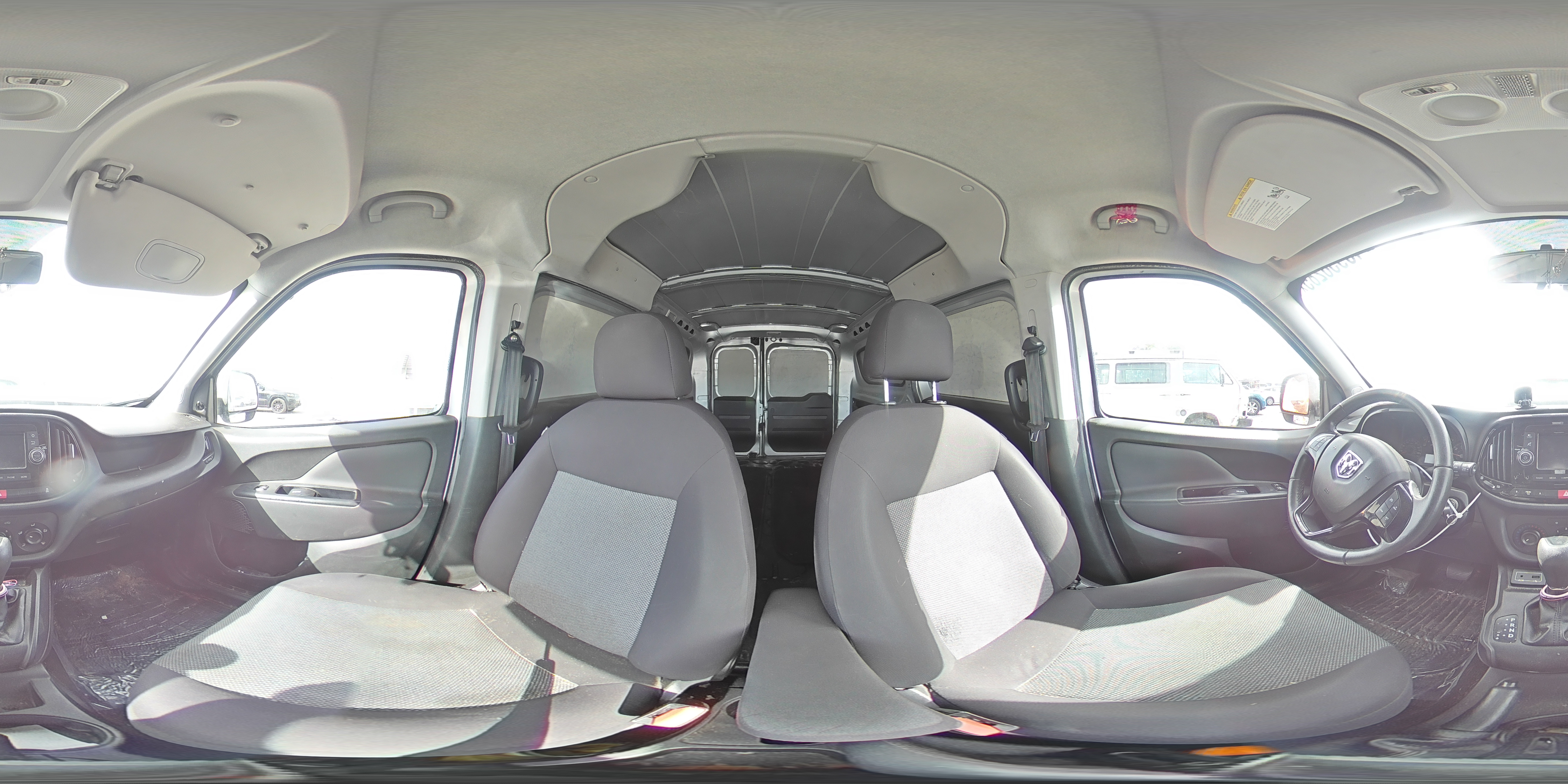 2016 RAM ProMaster City - Image 13