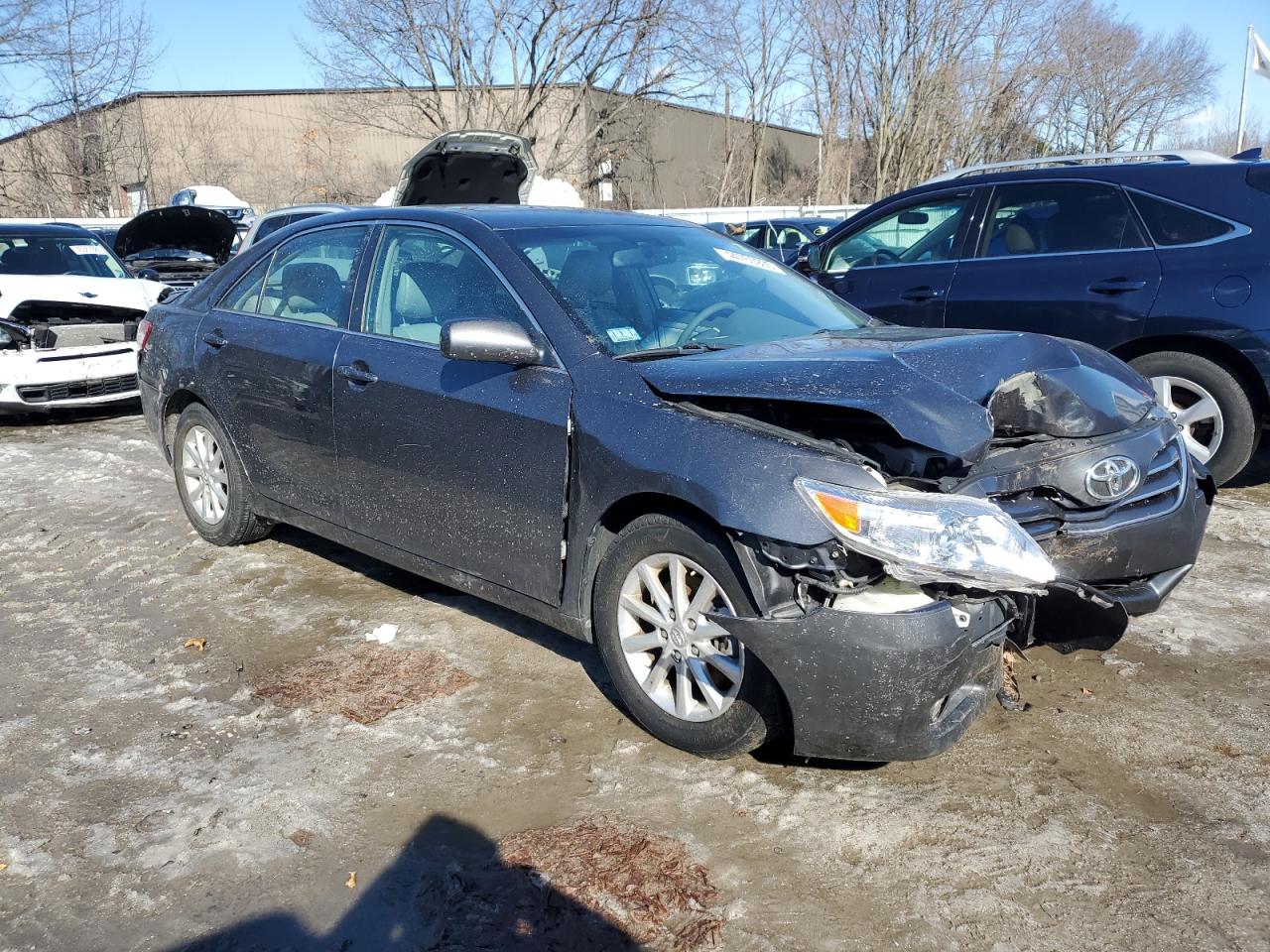 2011 Toyota Camry - Image 4