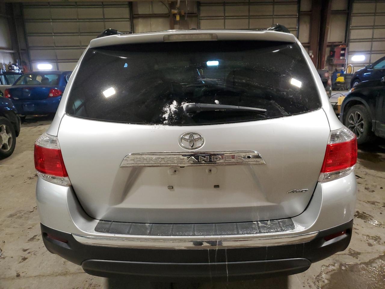 2012 Toyota Highlander - Image 6