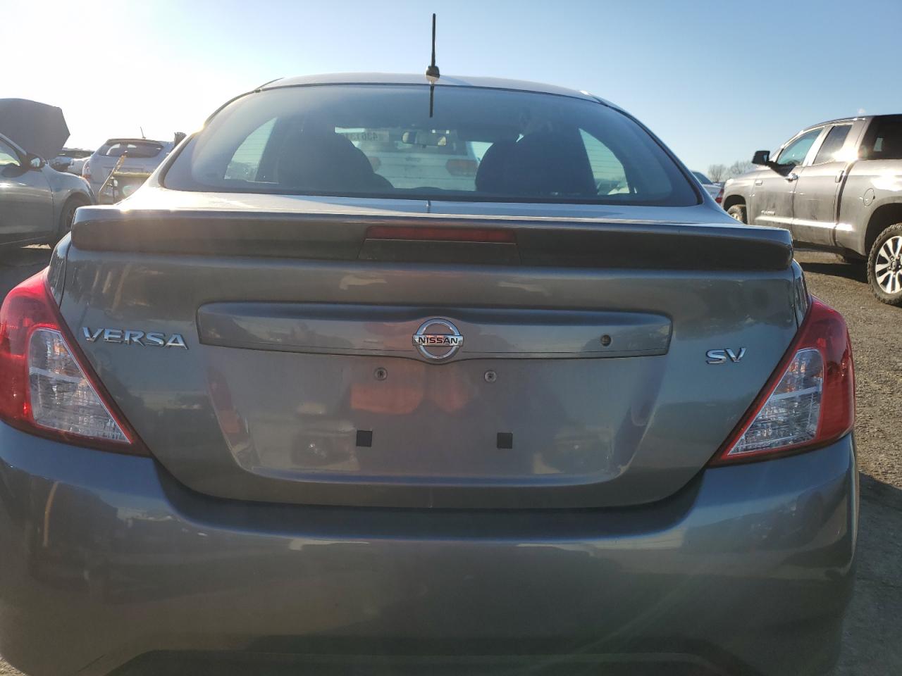 2018 Nissan Versa - Image 6