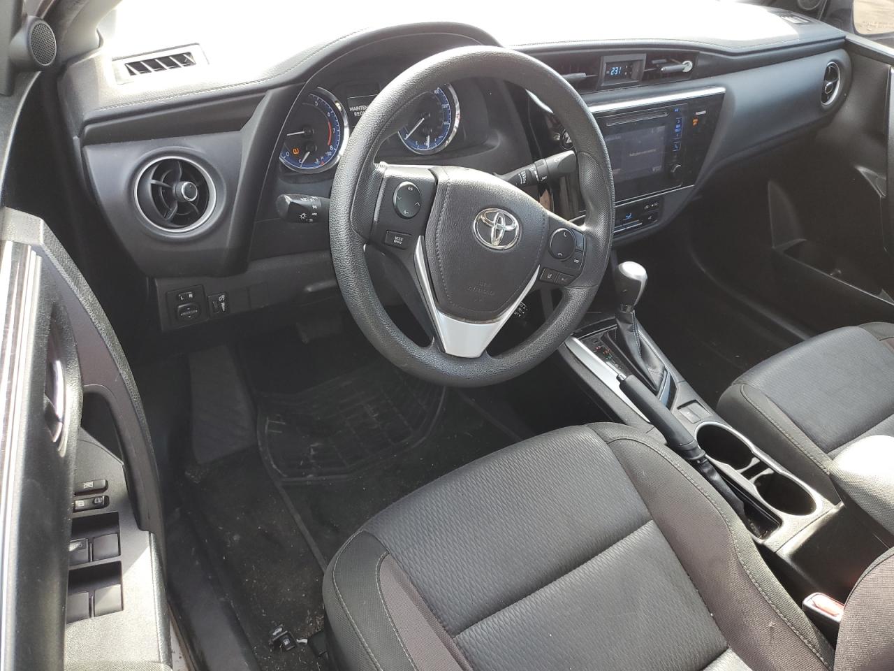 2017 Toyota Corolla - Image 8