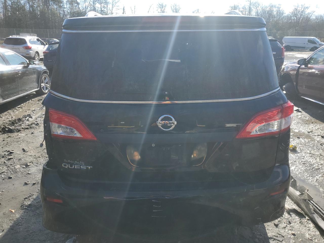 2015 Nissan Quest - Image 6