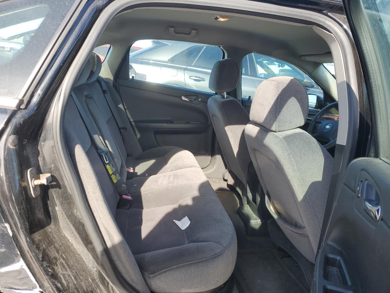 2008 Chevrolet Impala - Image 10