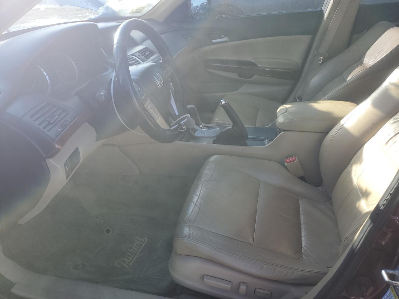 2011 Honda Accord - Image 7