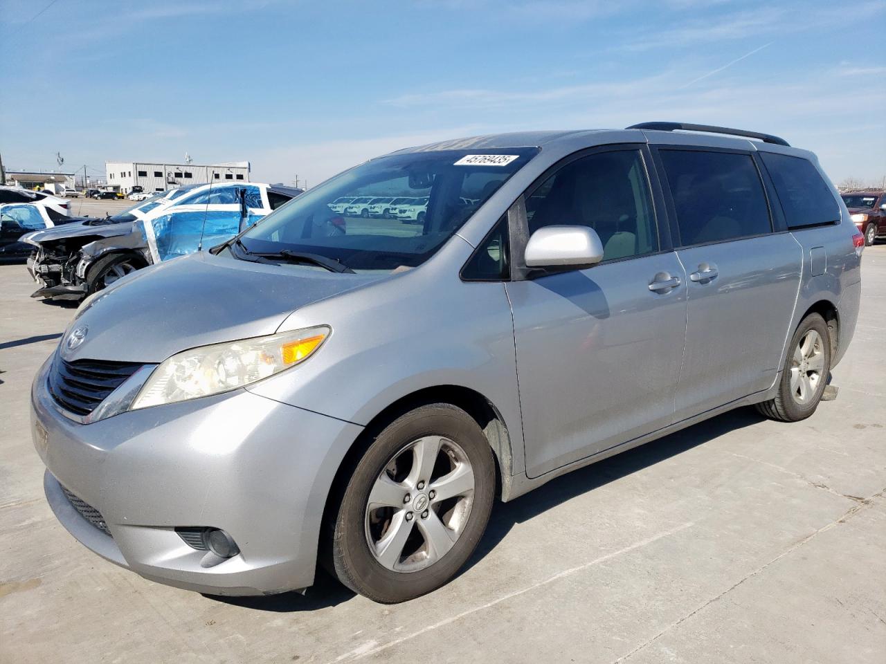 2012 Toyota Sienna - Image 1