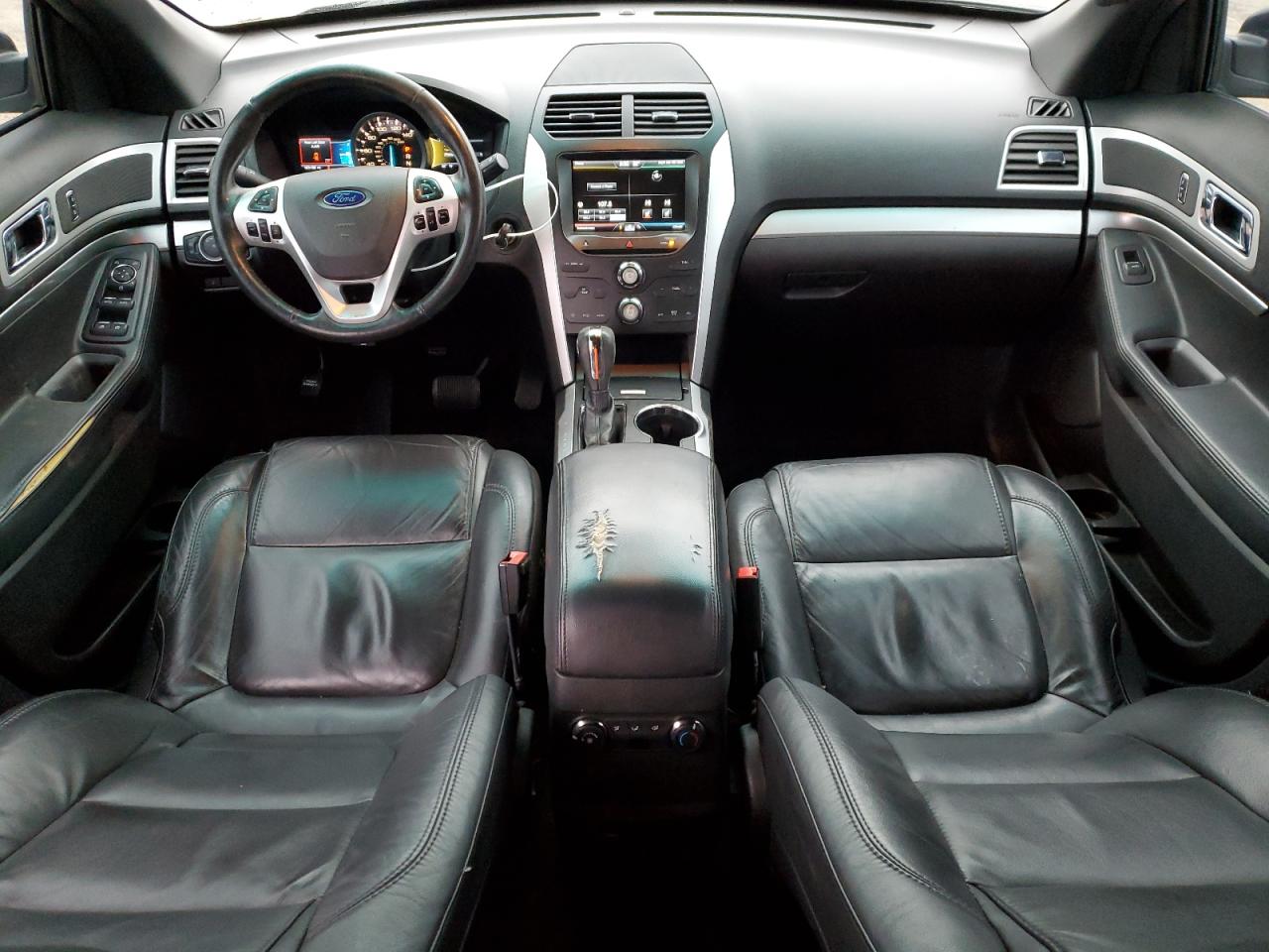 2015 Ford Explorer - Image 8
