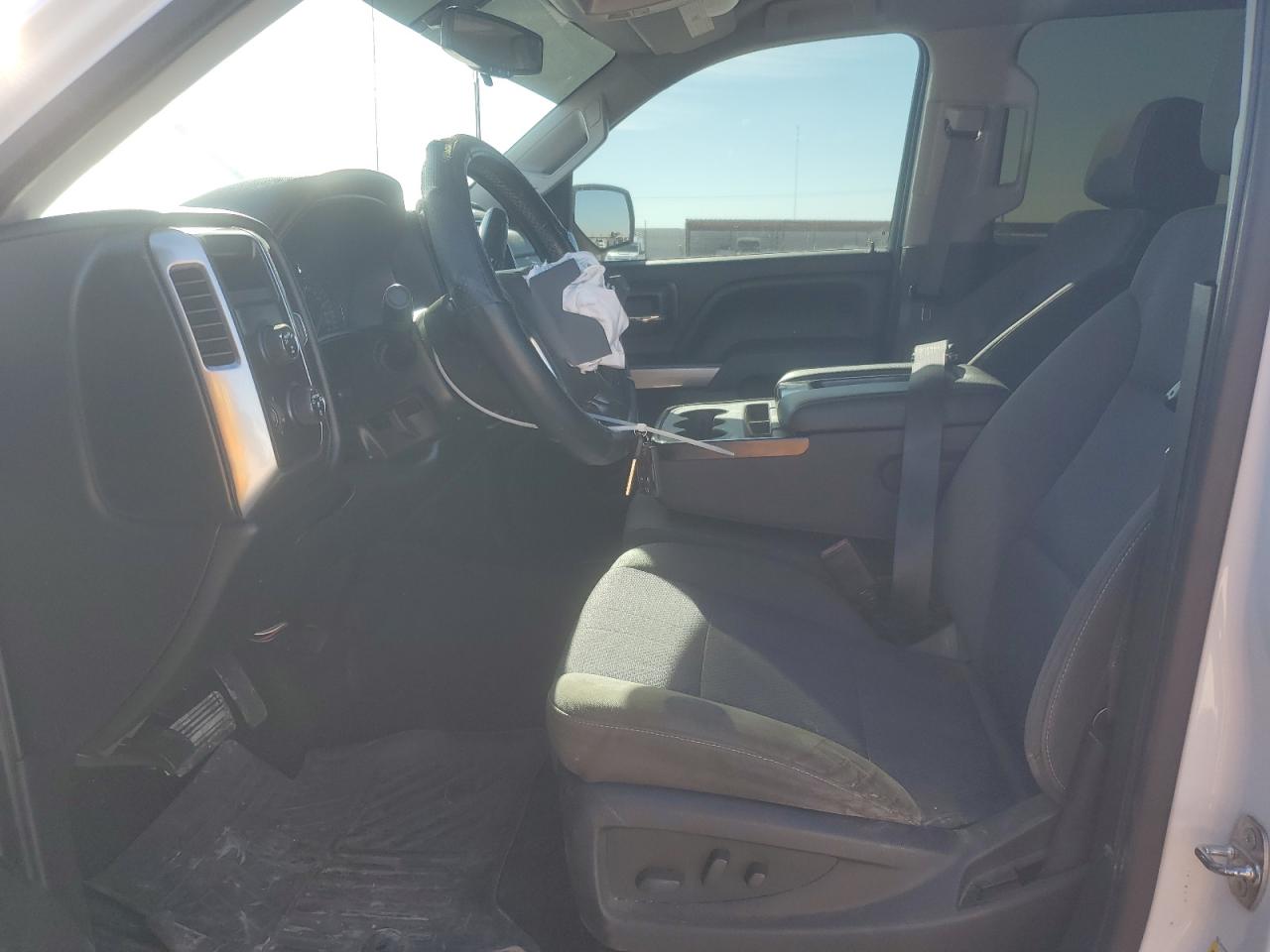 2017 Chevrolet Silverado - Image 7