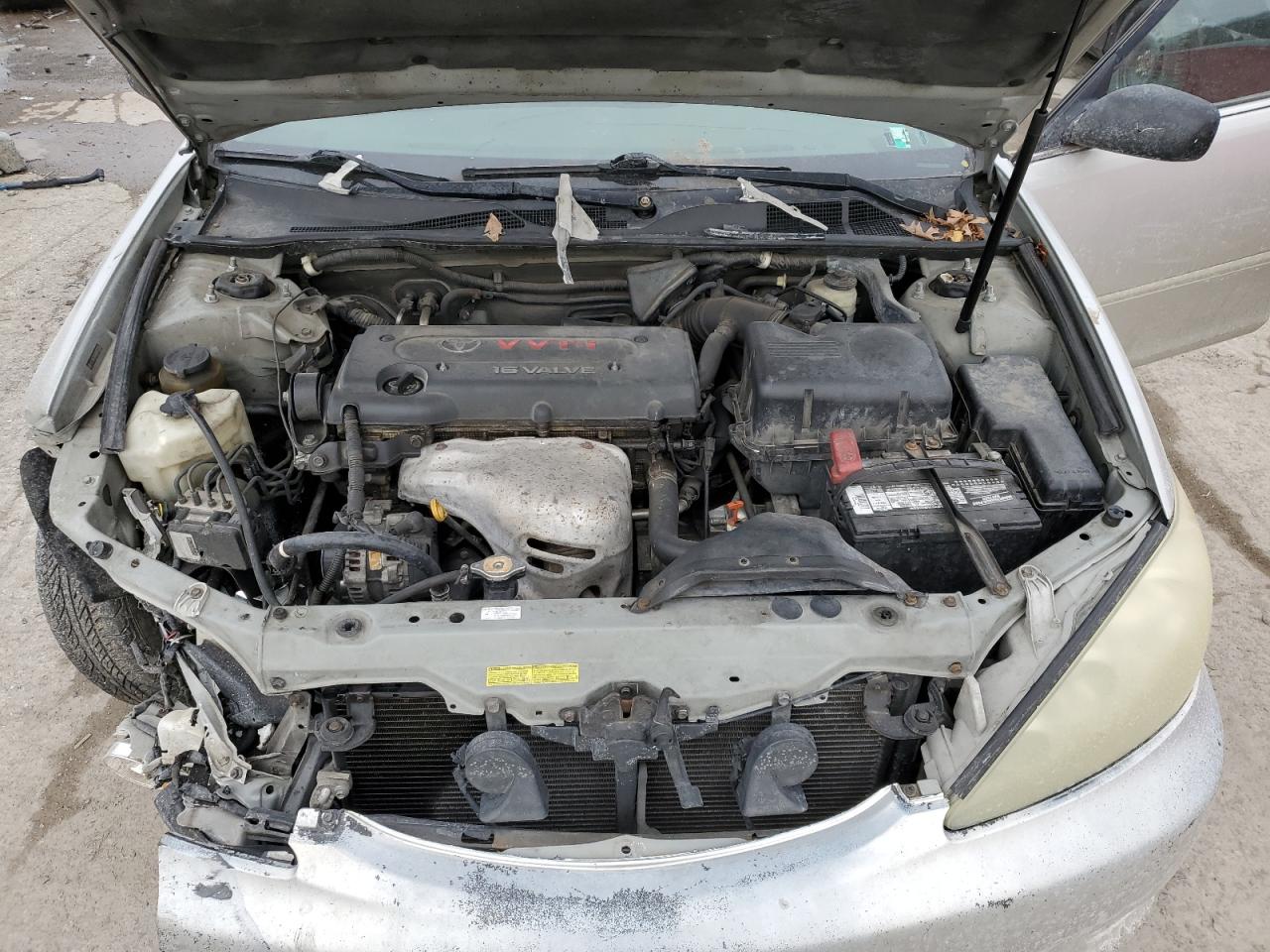 2006 Toyota Camry - Image 11