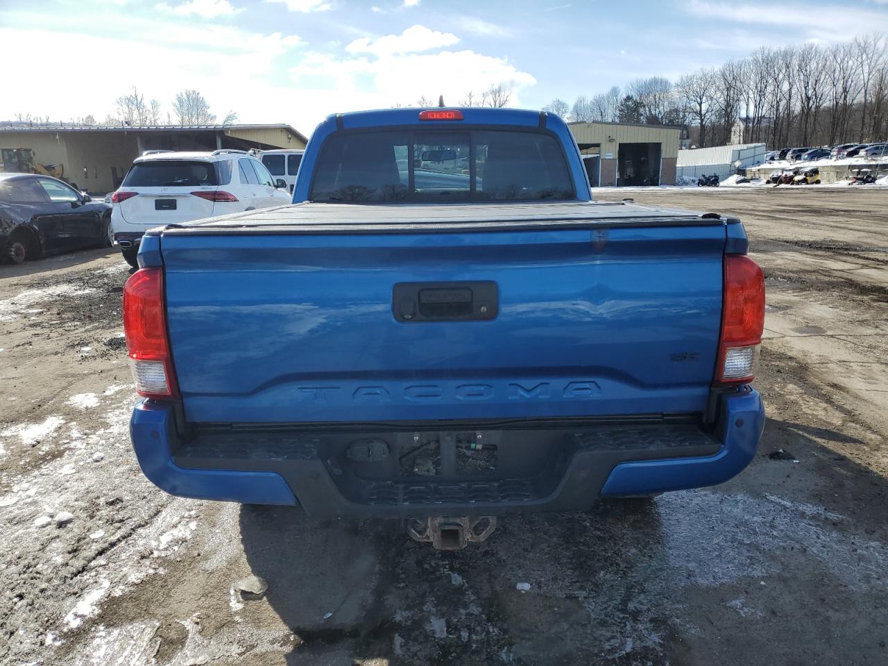 2016 Toyota Tacoma - Image 6