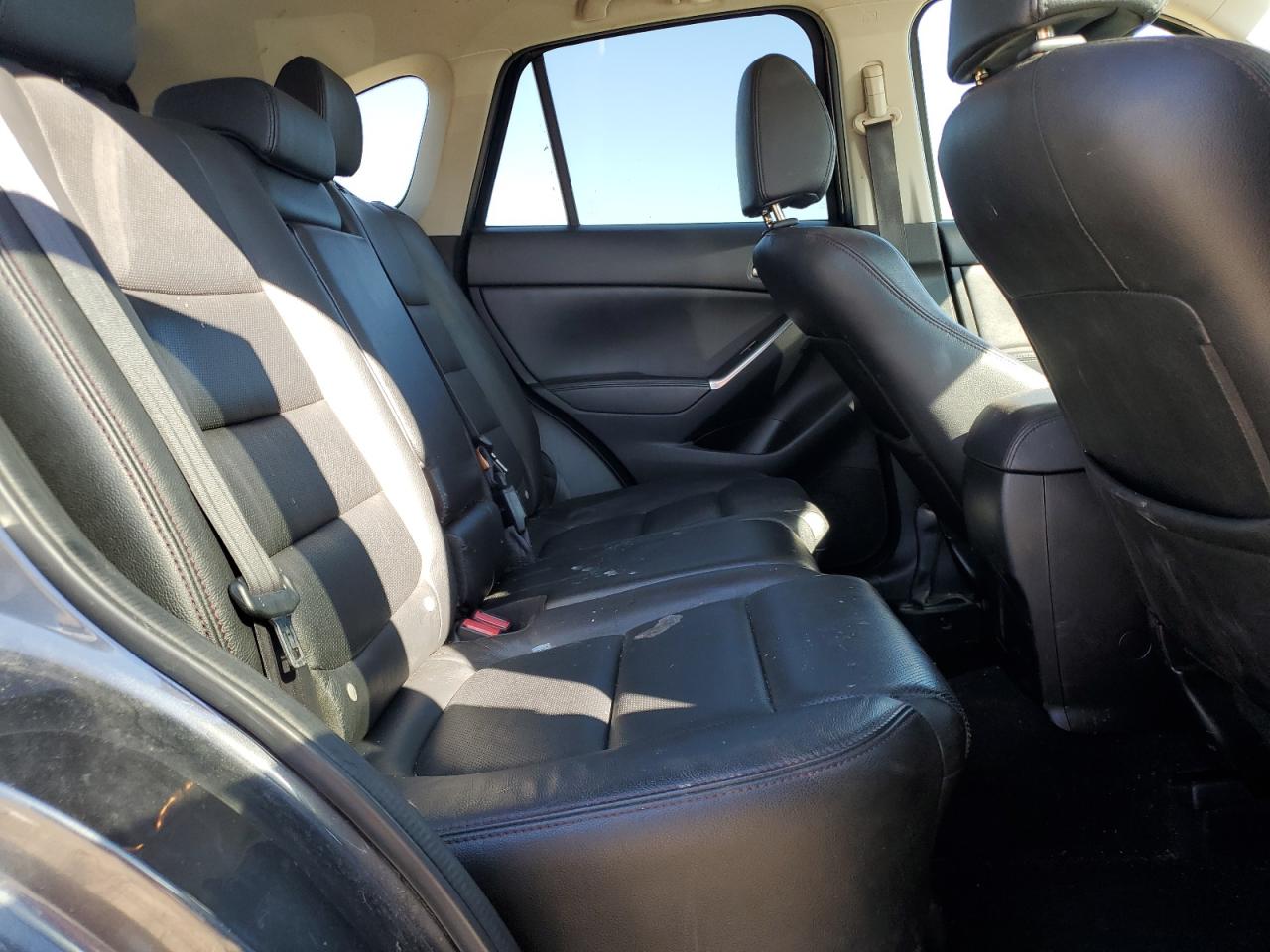 2016 Mazda CX-5 - Image 11