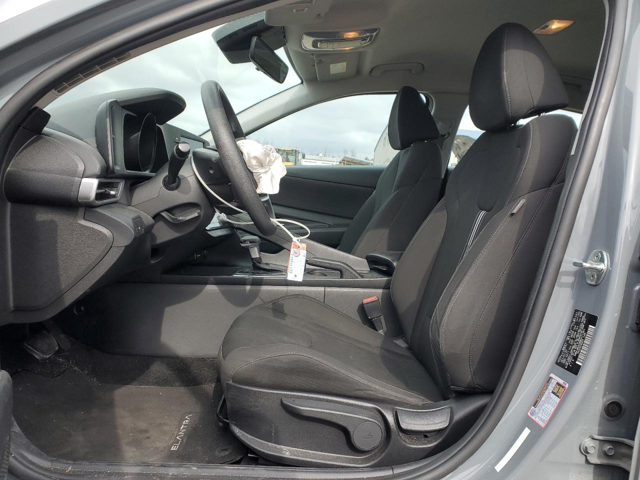 2021 Hyundai Elantra - Image 7