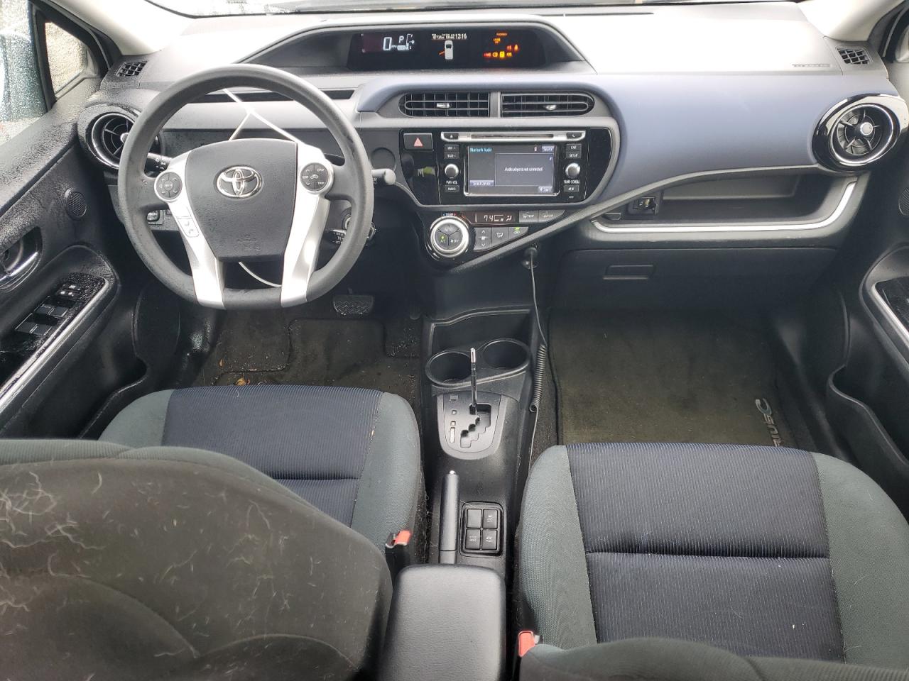 2016 Toyota Prius - Image 8