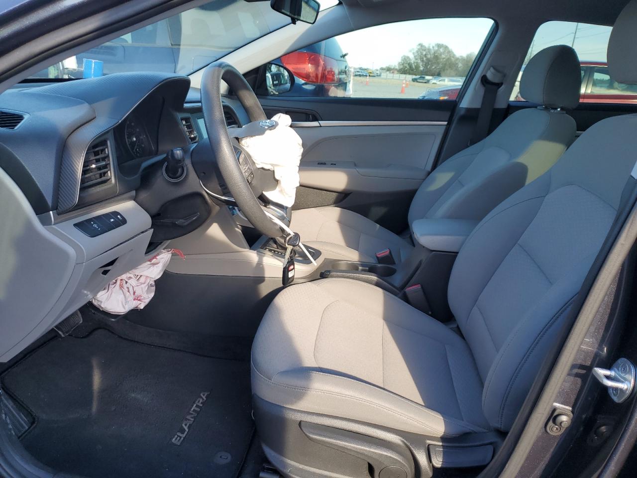 2020 Hyundai Elantra - Image 7