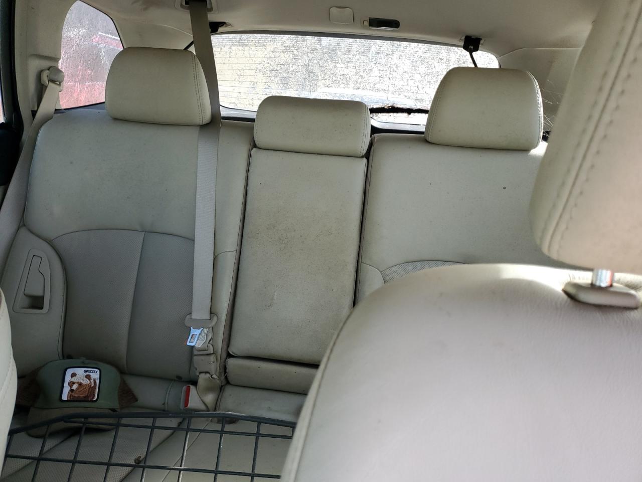 2013 Subaru Outback - Image 10