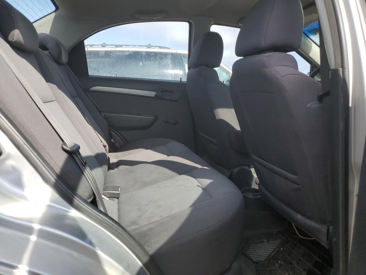 2009 Chevrolet Aveo - Image 10