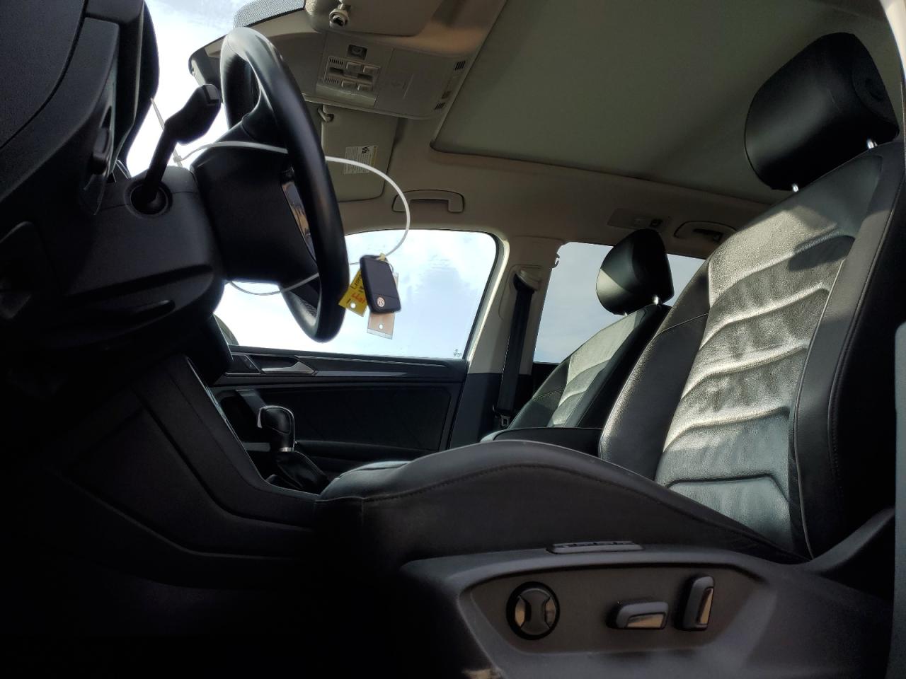 2018 Volkswagen Tiguan - Image 7