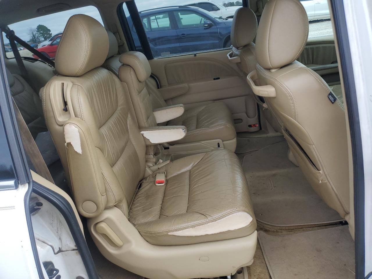 2009 Honda Odyssey - Image 11