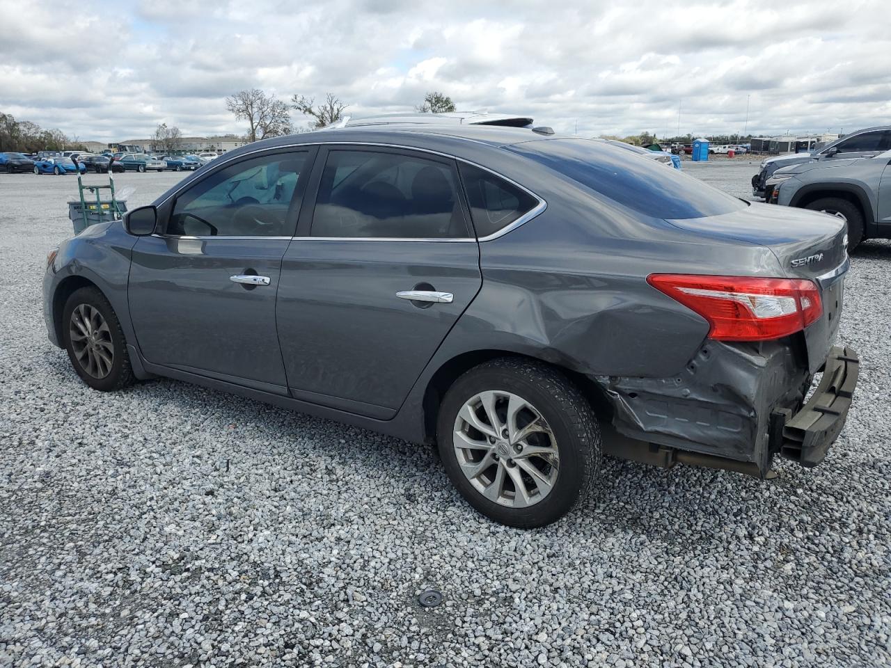 2018 Nissan Sentra - Image 2