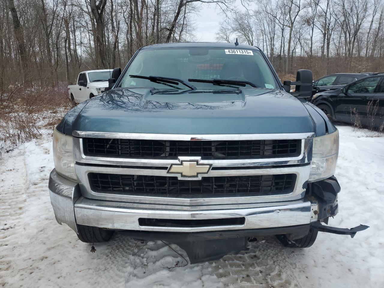 2007 Chevrolet Silverado - Image 5