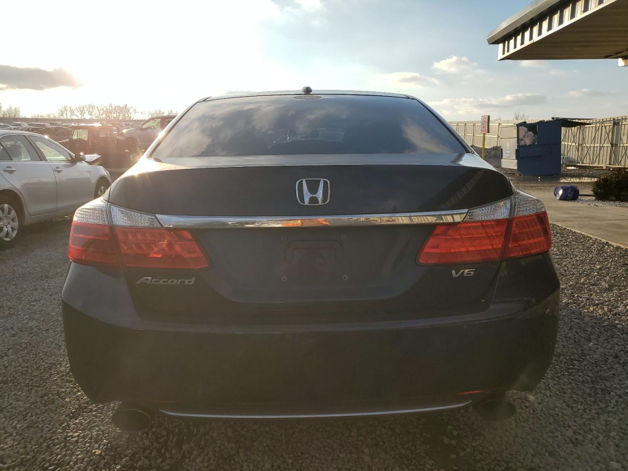 2015 Honda Accord - Image 6