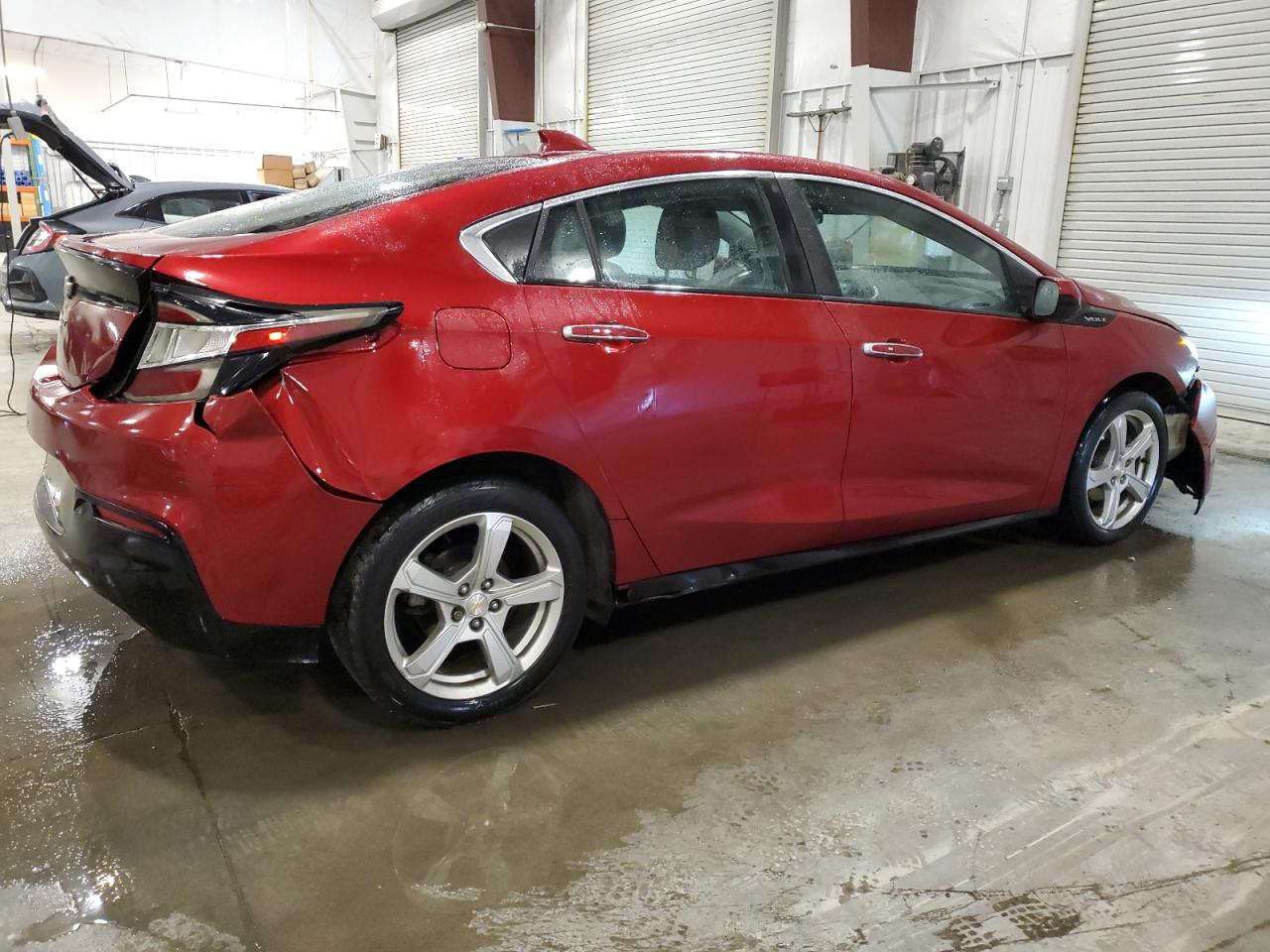 2018 Chevrolet Volt - Image 3