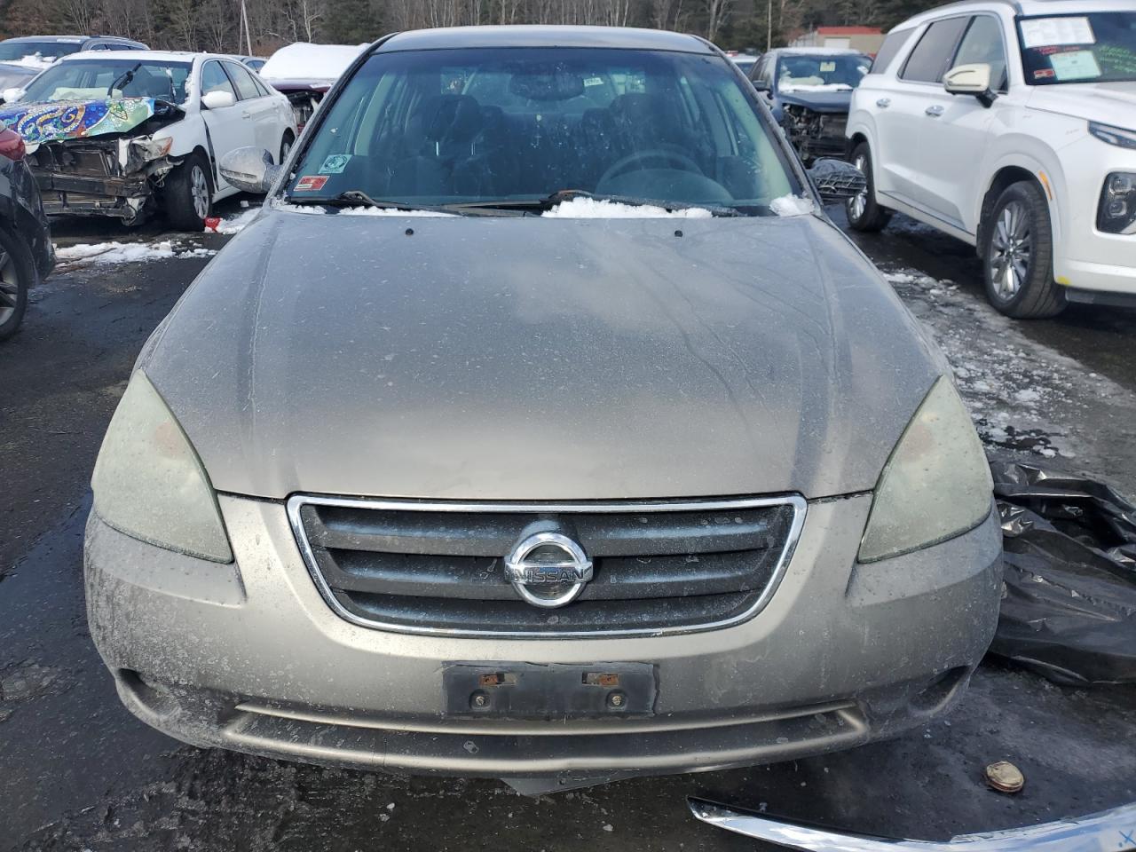 2004 Nissan Altima - Image 5