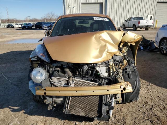  NISSAN JUKE 2013 Золотой