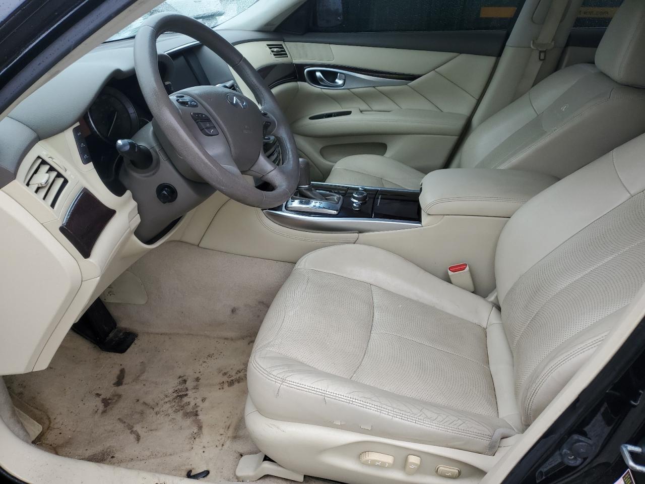 2012 Infiniti M - Image 7