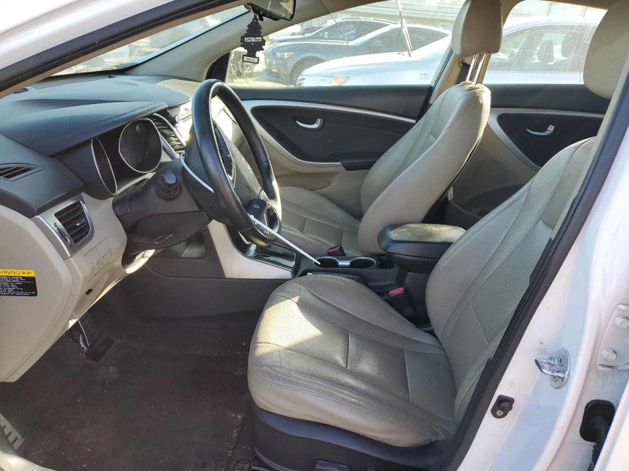 2015 Hyundai Elantra - Image 7