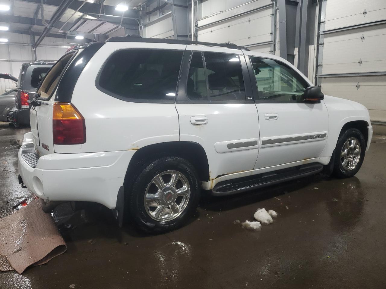 2002 GMC Envoy - Image 3