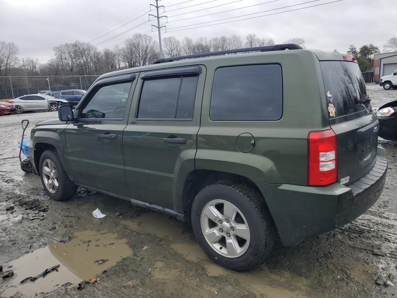 2008 Jeep Liberty (Patriot) - Image 2
