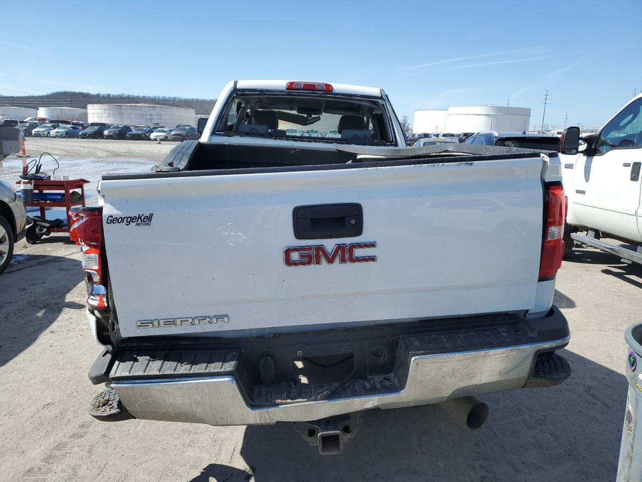 2017 GMC Sierra K2500 Heavy Duty VIN: 1GT12REY6HF160653 Lot: 46094385