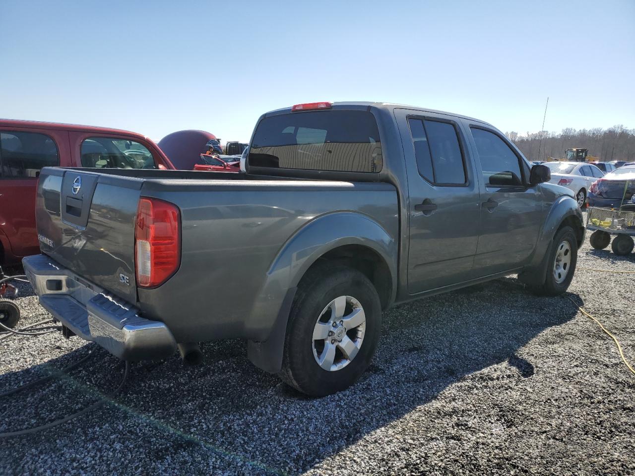 2005 Nissan Navara (Frontier) - Image 3