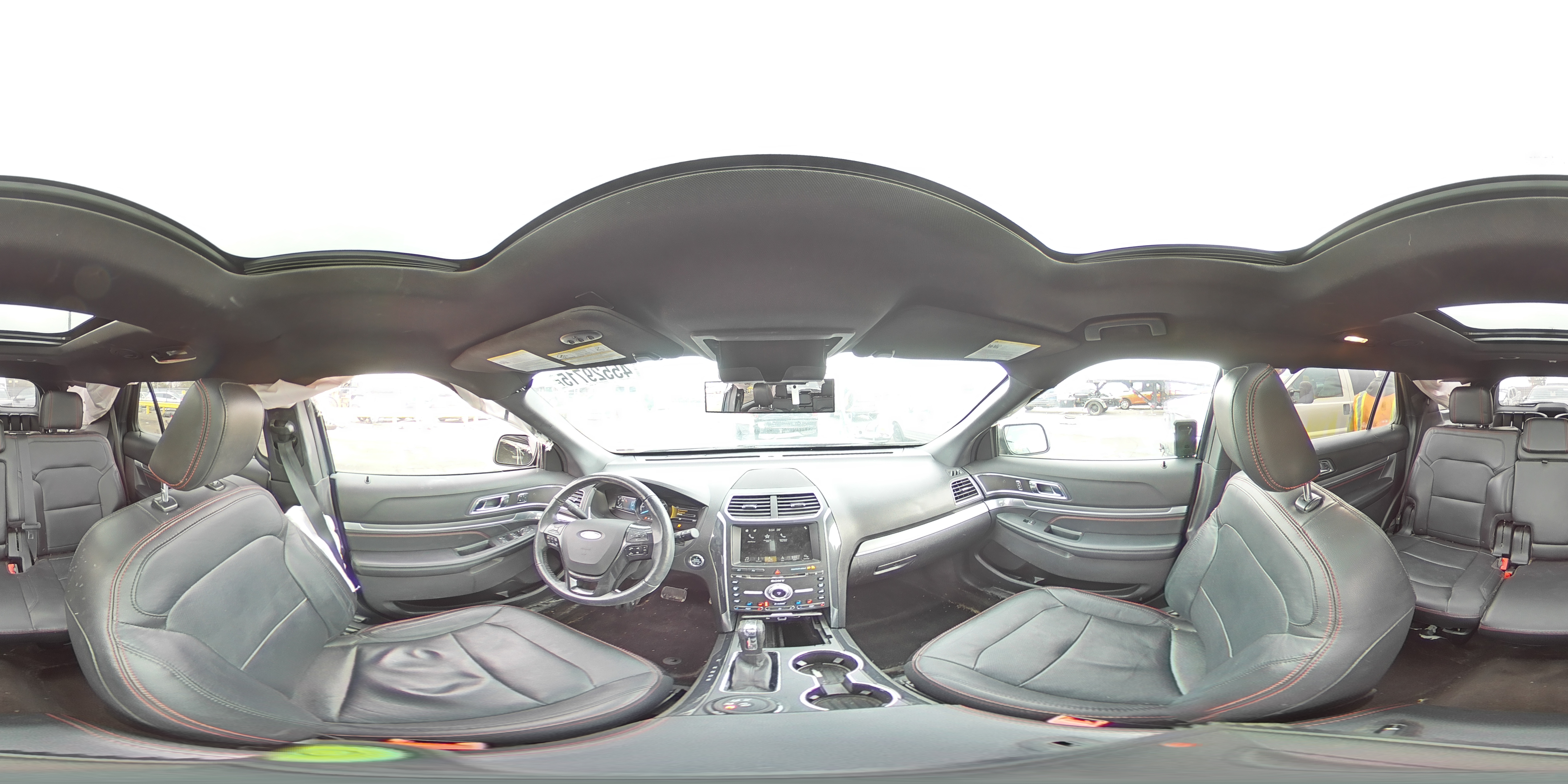 2018 Ford Explorer - Image 14