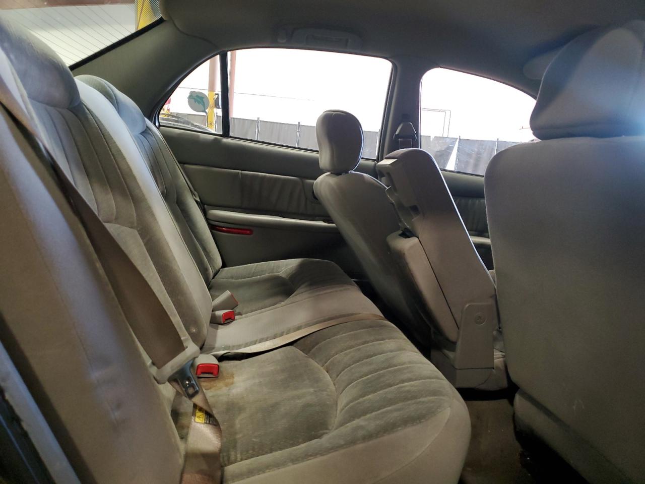 2003 Buick Century - Image 10