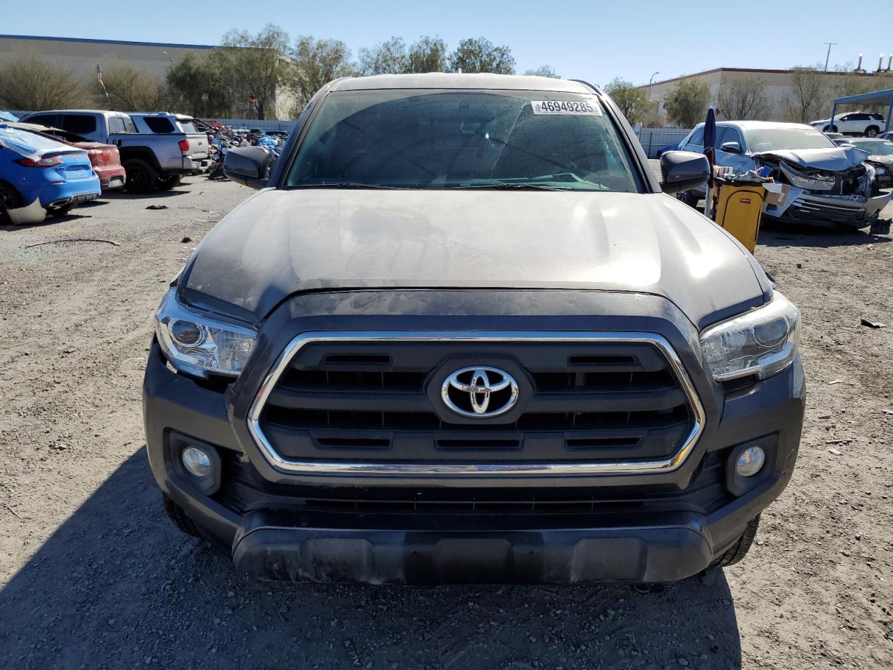 2016 Toyota Tacoma - Image 5
