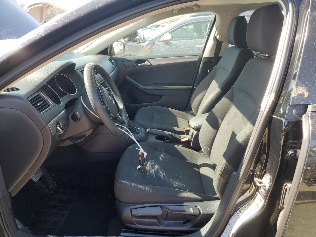 2015 Volkswagen Jetta - Image 7