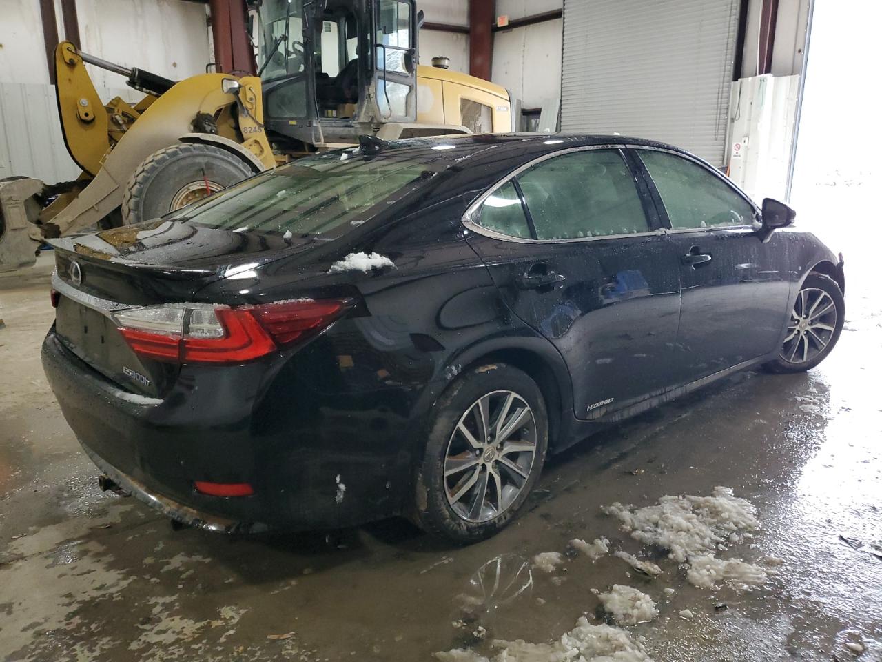 2016 Lexus ES - Image 3
