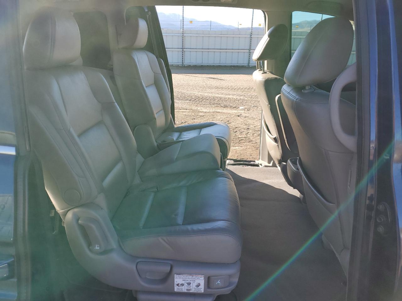 2015 Honda Odyssey - Image 11