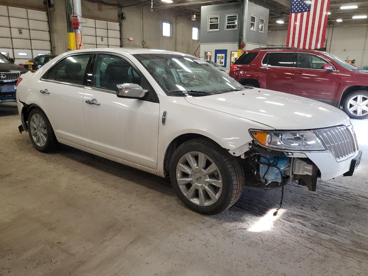 2011 Lincoln MKZ - Image 4